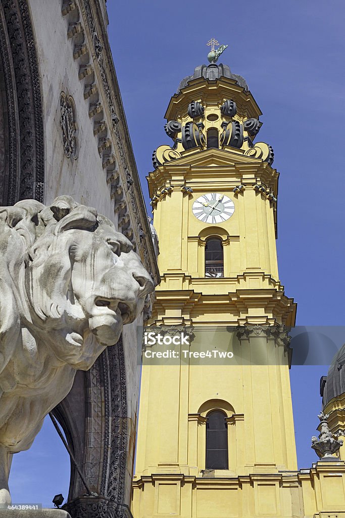 Iglesias en Munich: St. Kajetan (Theatinerkirche) - Foto de stock de Estilo siglo XVII libre de derechos