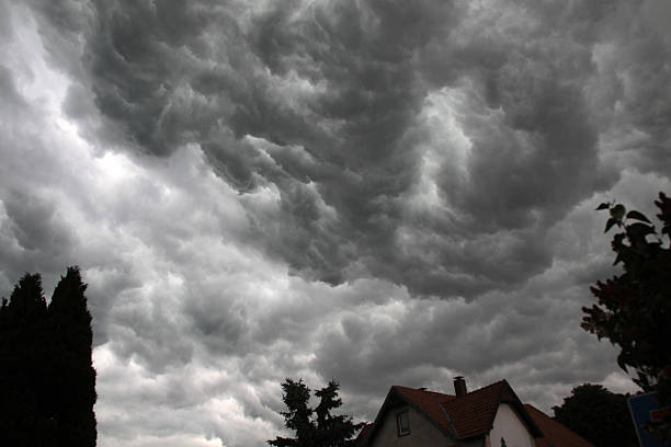 burza chmury - sommergewitter zdjęcia i obrazy z banku zdjęć