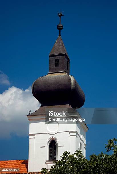 Foto de Igreja Protestante Korod Croácia e mais fotos de stock de Arquiteto - Arquiteto, Arquitetura, Azul