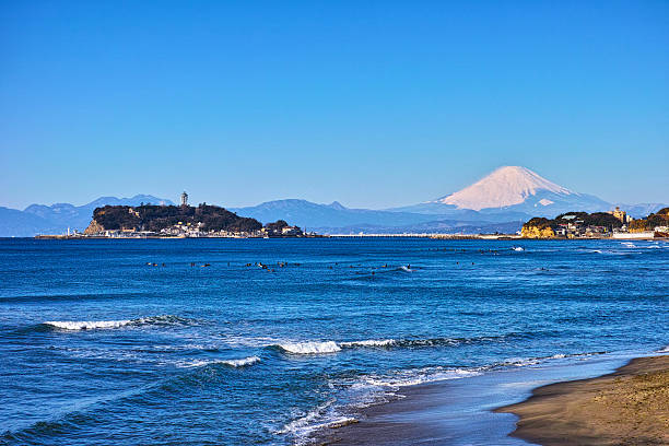 istock Mt.Fuji and Enoshima 464425510