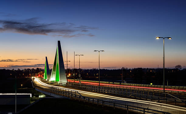 ponte odins - denmark street street light design foto e immagini stock
