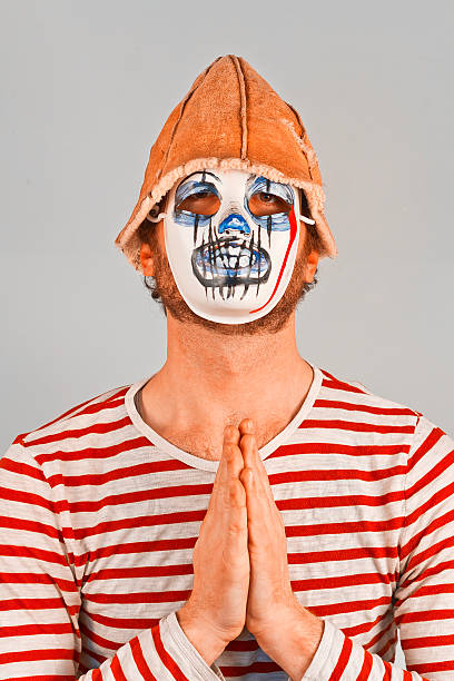 strano spaventoso mime - clown mime sadness depression foto e immagini stock