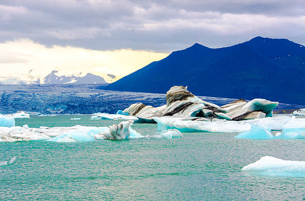 istock Jokursarlon - Iceland - Glacier Lake 464487588