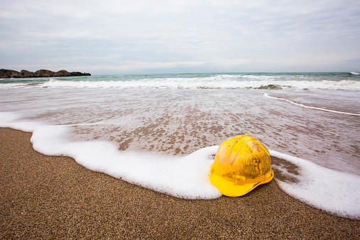 worker helmet, yellow helmet, sea 