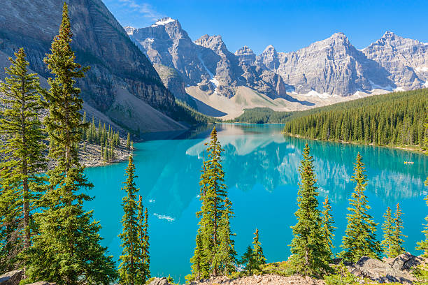 istock Moraine Lake, Canadian Rockies 464492398