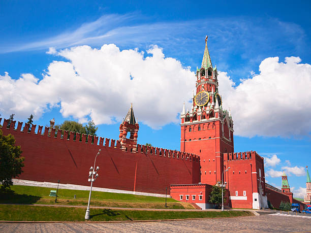 istock Saviour Gate Tower at Red Square, Moscow, Russia 464513611