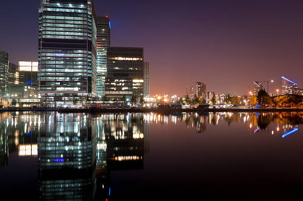 istock Skyline in Canary Wharf 464515927