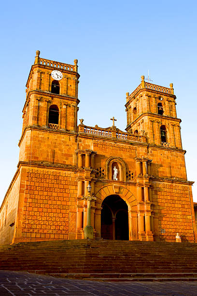 istock Barichara, Colombia - historic Cathedral on the square 464565559