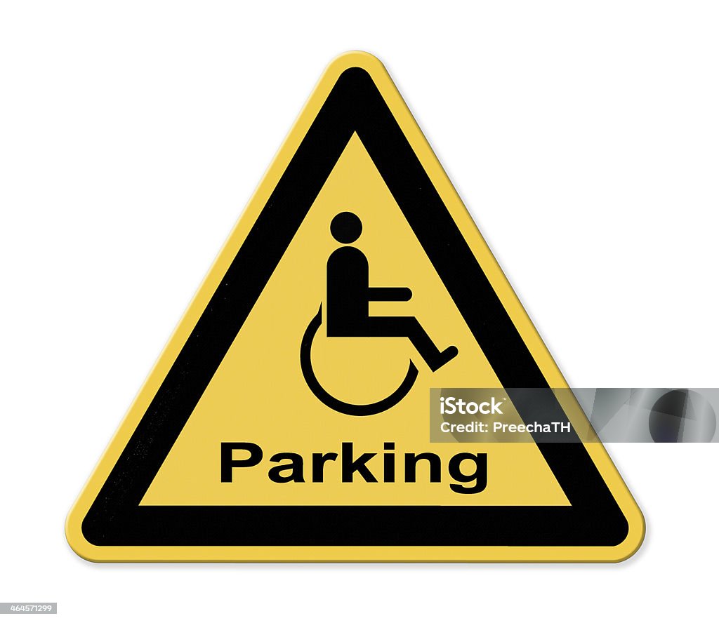 Panneau de stationnement pour les personnes à mobilité réduite - Photo de Accessibilité aux personnes handicapées libre de droits