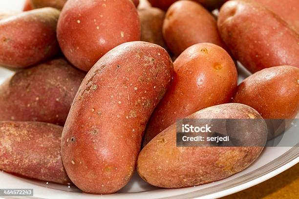 Rote Kartoffeln Stockfoto und mehr Bilder von Abnehmen - Abnehmen, Fotografie, Frische