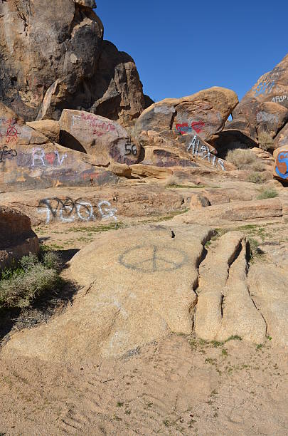 istock Graffiti Covered Boulders in California Desert 464611670