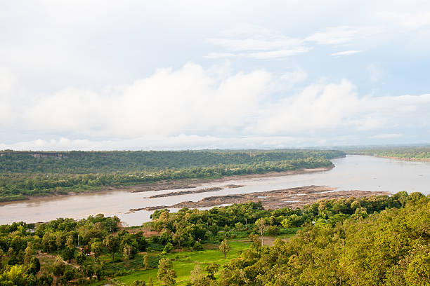 istock View of Mekong River 464617154