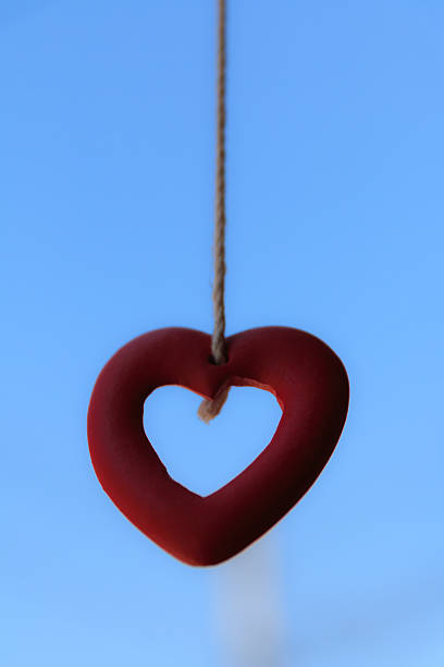 istock Red blurred heart shaped. valentine love concept. 464627646