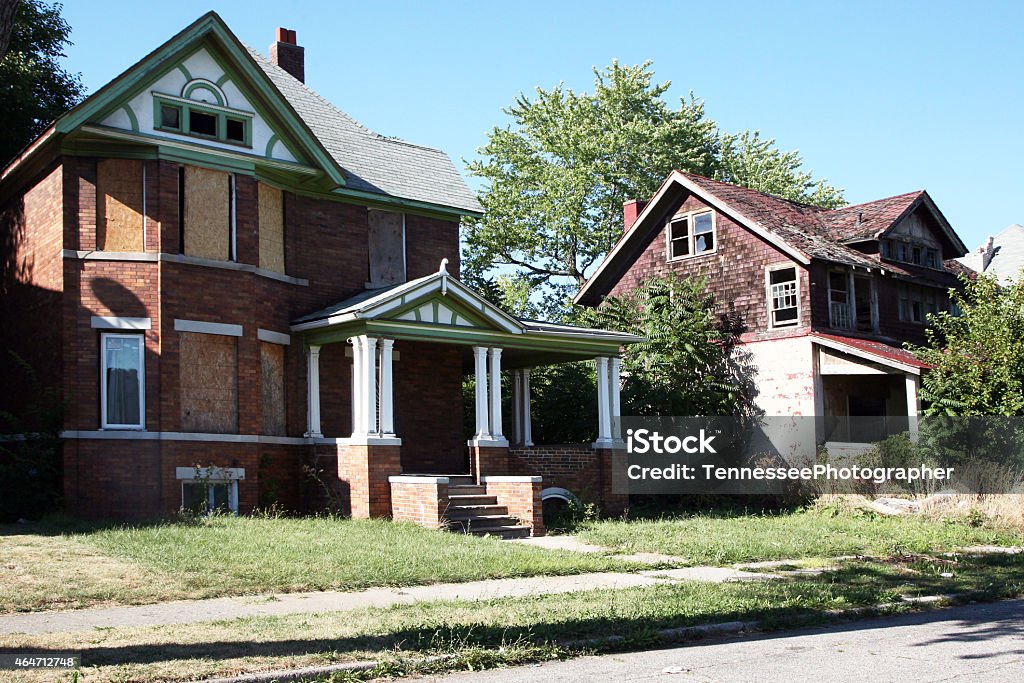 Abandoned home in Detroit, Michigan Abandoned homes in Detroit.  There are thousands of vacant structure in the city. House Stock Photo