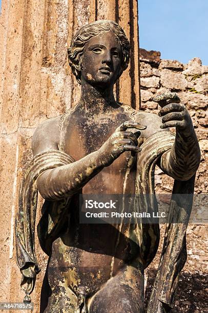 Bronze Statue Stock Photo - Download Image Now - Ancient, Archaeology, Arranging