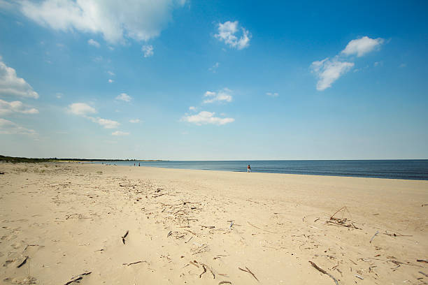 istock Empty beach in Poland, Baltic Sea 464732697