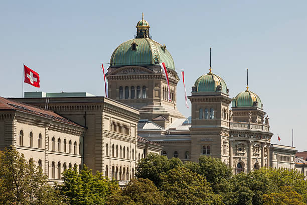 bundeshaus - berne swiss culture parliament building switzerland imagens e fotografias de stock