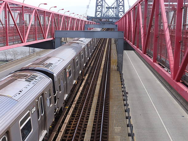 istock Williamsburg Bridge in New York City 464741624