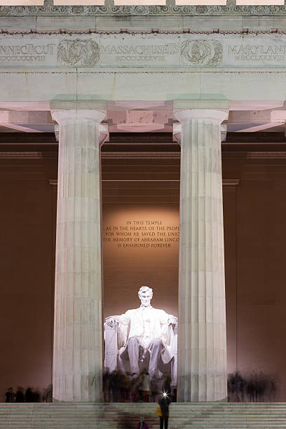 istock Lincoln Memorial at Night 464749644