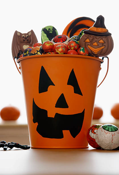 istock Pail Full of Halloween Candy 464803173
