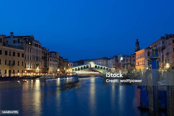 Foto de Pôr Do Sol Na Ponte De Rialto Veneza Itália e mais fotos de stock de Azul - Azul, Beleza, Canal