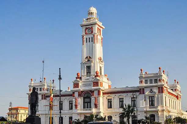 A tourist attraction in Veracruz, Mexico, the Venustiano Carranza lighthouse is a neoclassical architectural design. Located on the waterfront in downtown Veracruz, the lighthouse has been inactive since 1952.