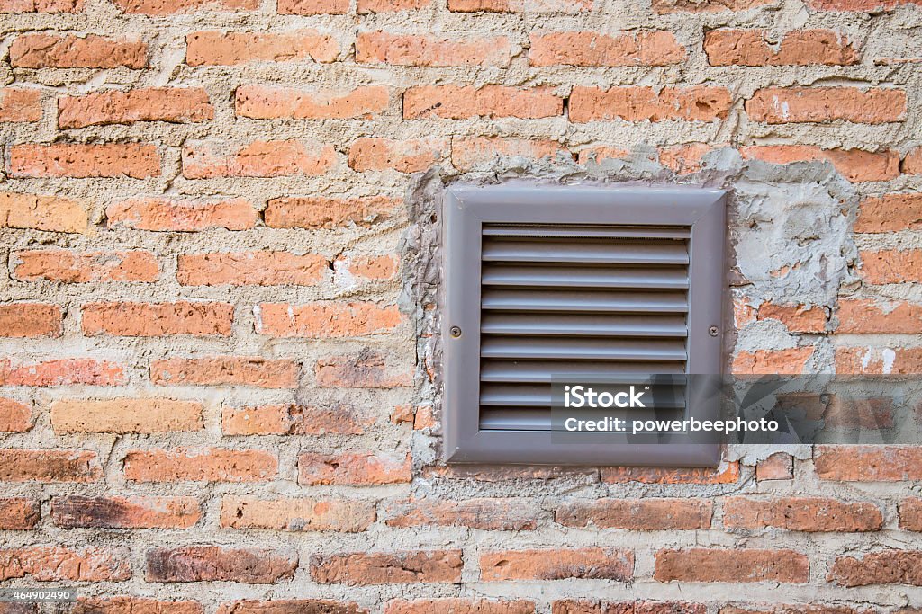 Pared de ladrillo con ventilador - Foto de stock de 2015 libre de derechos