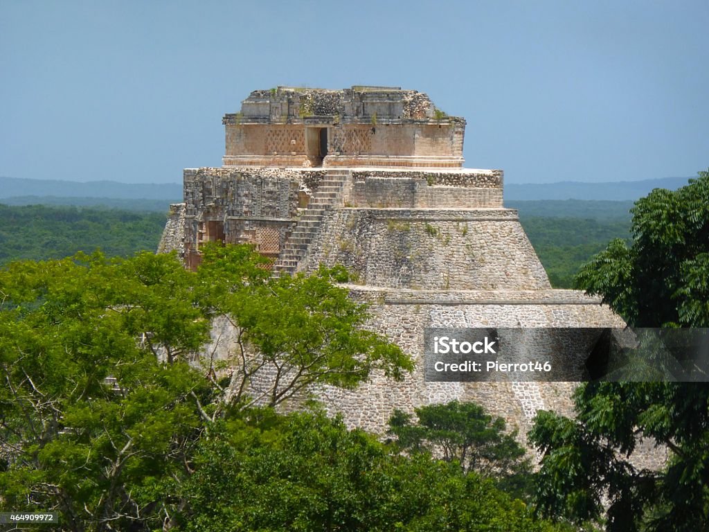 Pirámide del gobierno de México - Foto de stock de Azteca libre de derechos