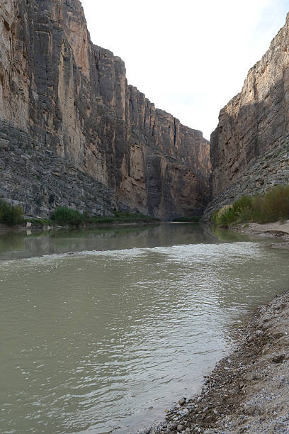 istock Santa Elena Canyon on the Rio Grande River 464944034