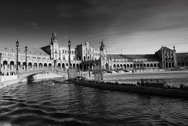 plaza de espana - plaza de espana seville victorian architecture architectural styles zdjęcia i obrazy z banku zdjęć