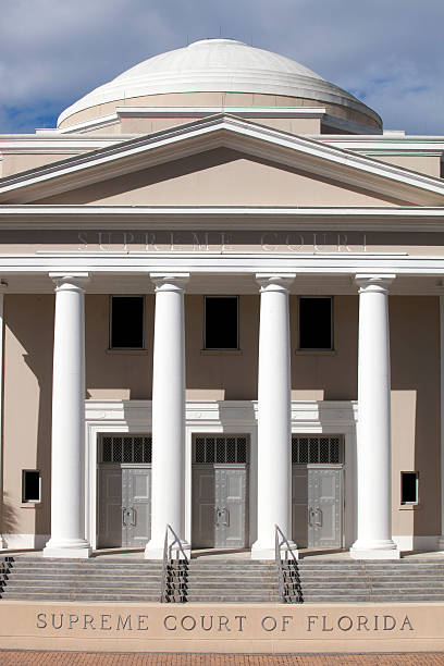 istock Supreme courthouse in Tallahassee, Florida 465011175