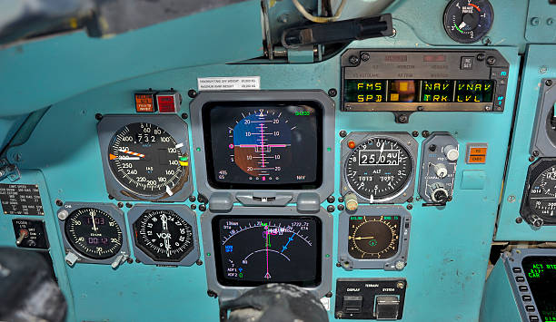 cabina di pilotaggio in volo - cockpit airplane autopilot dashboard foto e immagini stock