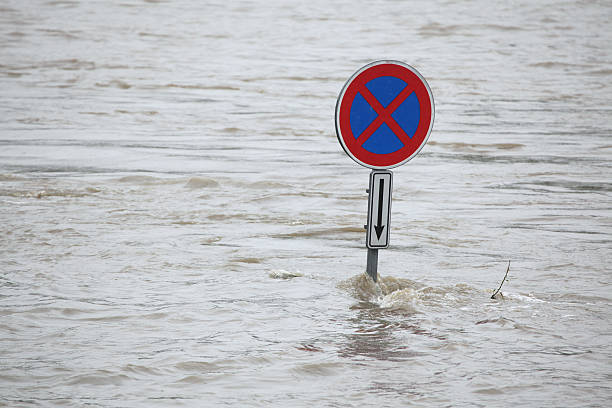 istock Floods in Prague, Czech Republic, June 2013 465035078
