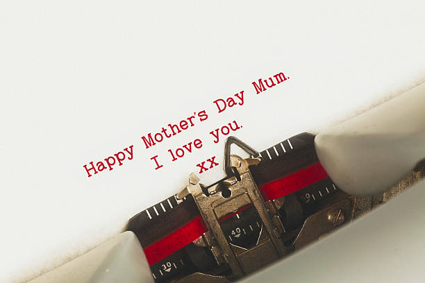 istock Happy Mother's Day Mum. Old typewriter with message for mum. 465035120