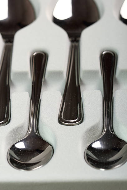 一連のスプーンのティー＆コーヒー - teaspoon tablespoon silver spoon ストックフォトと画像