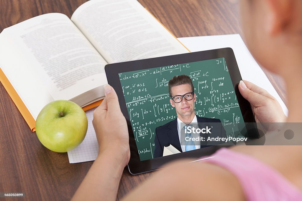 Mädchen beobachten, Bildung und Schulungen - Lizenzfrei Klassenzimmer Stock-Foto