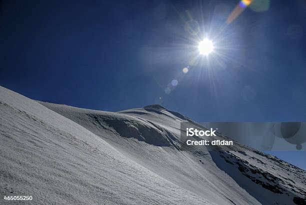 Monte Ararat Foto de stock y más banco de imágenes de 2015 - 2015, Aire libre, Escalada