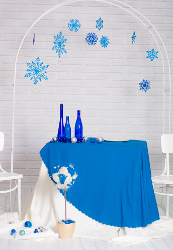 Buffet served in the winter blue with snowflakes