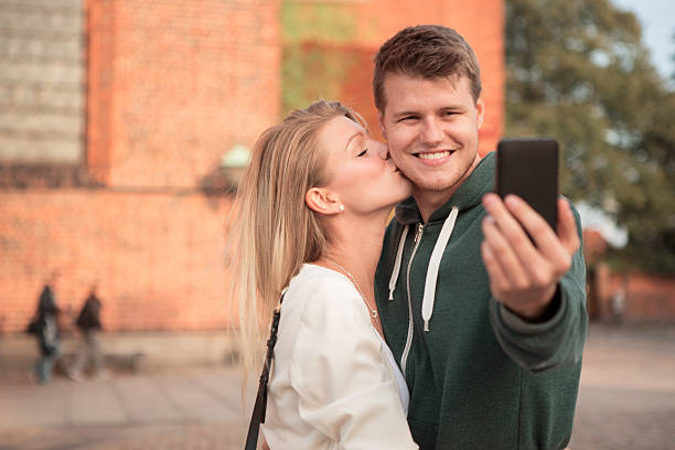 istock Young couple walking the city. 465065772