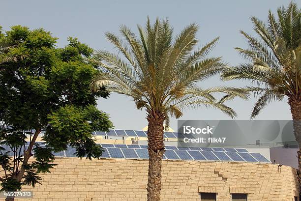 Industrial Energia Solar Aquecimento De Água - Fotografias de stock e mais imagens de Balde - Balde, Coleção, Condições Meteorológicas