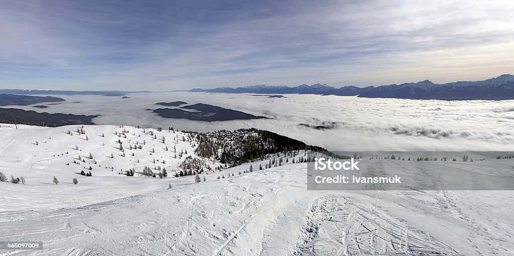 Panoramiczny widok na góry zimą - Zbiór zdjęć royalty-free (Alpy)