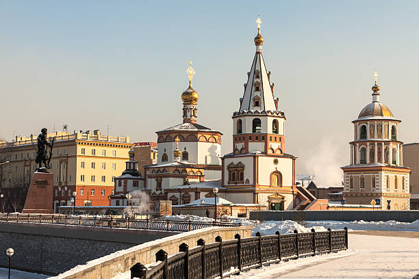 chiese ortodosse.  irkutsk, siberia, russia. - siberia russia russian orthodox orthodox church foto e immagini stock