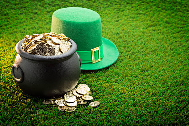 istock Big Pot of Gold and Hat on St. Patrick's Day 465124936