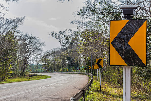 istock road to the hill 465127416