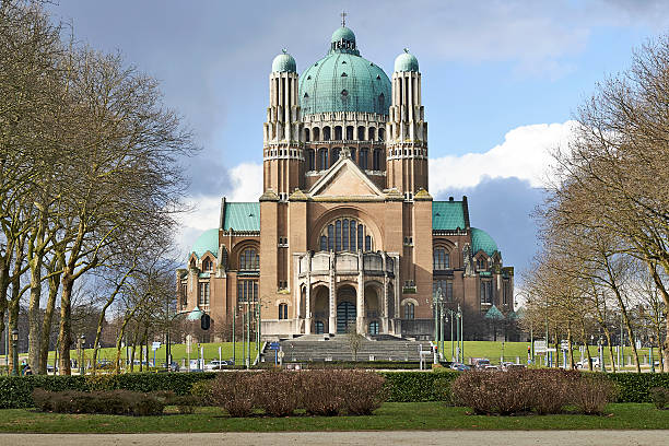 national basílica do sagrado coração em bruxelas - brussels basilica imagens e fotografias de stock