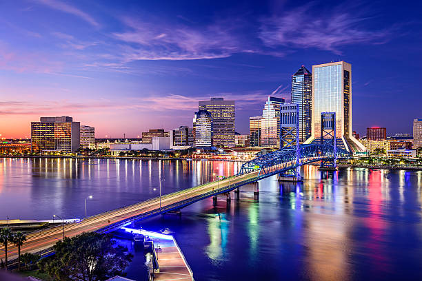 istock Jacksonville, Florida, USA skyline at night 465139958