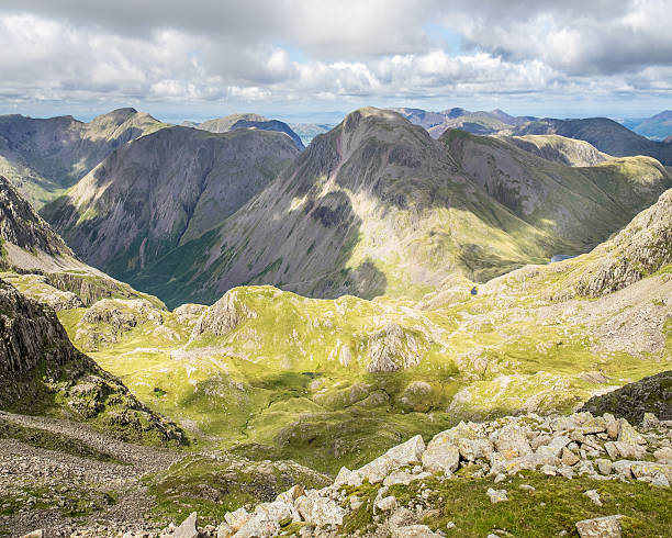 great gable de pico scafell - wastwater lake imagens e fotografias de stock