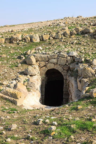istock Entrance to the ancient house 465176003