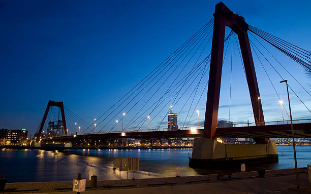 istock Willemsbrug Bridge in Rotterdam on the Nieuve-Maas River 465181079