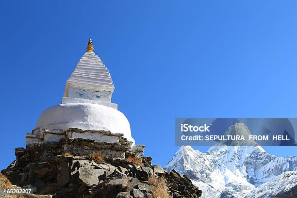 Boudhanath Stupa I Ama Dablam Daszek Z Nepalu - zdjęcia stockowe i więcej obrazów Azja - Azja, Bez ludzi, Buddyzm